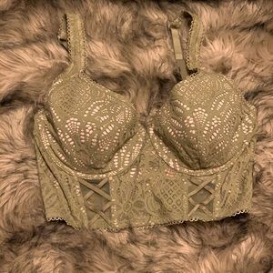 NWT Victoria Secret Green Lace Balconette Bra